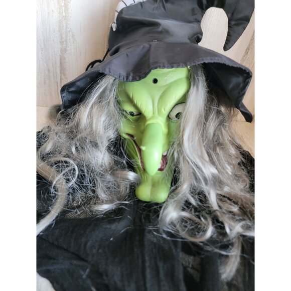 Gemmy AS IS witch green hanging witch Halloween home decor - Picture 3 of 13